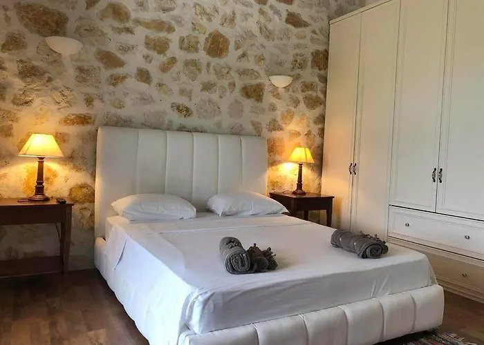 πέτρινη ιδιωτική με πισίνα Apartment *