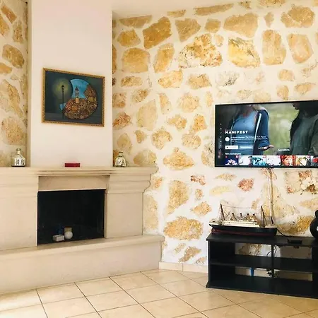 πέτρινη ιδιωτική με πισίνα Apartment *