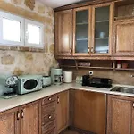 Lägenhet πέτρινη ιδιωτική με πισίνα Pouládes